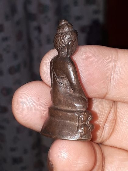 พระกริ่ง รุ่นสายฟ้า ปี 2520 หลวงปู่โต๊ะ เนื้อนวะโลหะ กริ่งดัง ตอกโค้ด 3 ตัว โค้ด สฟ. จะมีความคมชัดลึก ส่วนองค์ที่ตอก 3 โค้ด จะมีโค้ด ต.ล้อมร รูปที่ 14