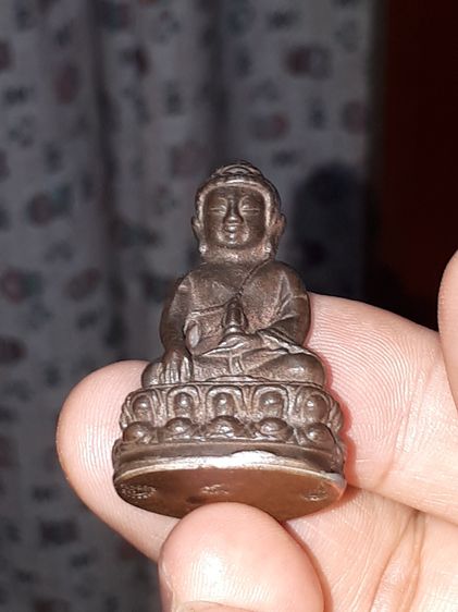 พระกริ่ง รุ่นสายฟ้า ปี 2520 หลวงปู่โต๊ะ เนื้อนวะโลหะ กริ่งดัง ตอกโค้ด 3 ตัว โค้ด สฟ. จะมีความคมชัดลึก ส่วนองค์ที่ตอก 3 โค้ด จะมีโค้ด ต.ล้อมร รูปที่ 17