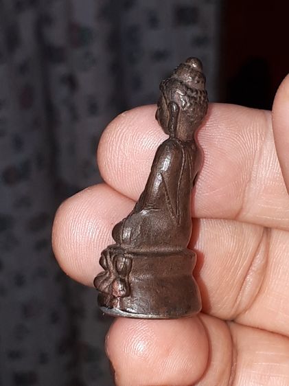 พระกริ่ง รุ่นสายฟ้า ปี 2520 หลวงปู่โต๊ะ เนื้อนวะโลหะ กริ่งดัง ตอกโค้ด 3 ตัว โค้ด สฟ. จะมีความคมชัดลึก ส่วนองค์ที่ตอก 3 โค้ด จะมีโค้ด ต.ล้อมร รูปที่ 15