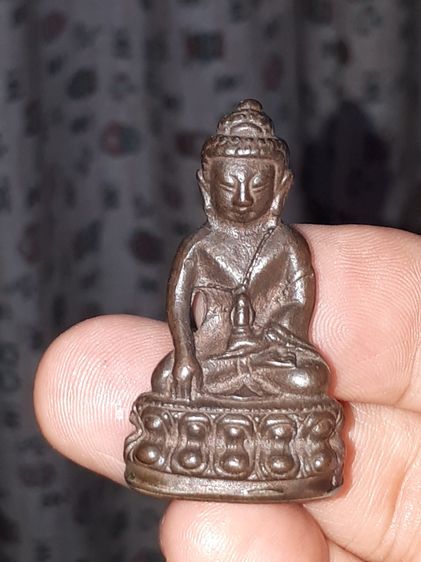 พระกริ่ง รุ่นสายฟ้า ปี 2520 หลวงปู่โต๊ะ เนื้อนวะโลหะ กริ่งดัง ตอกโค้ด 3 ตัว โค้ด สฟ. จะมีความคมชัดลึก ส่วนองค์ที่ตอก 3 โค้ด จะมีโค้ด ต.ล้อมร รูปที่ 9