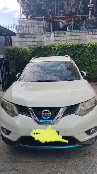 รถ Nissan X-Trail 2.0 V Hybrid 4WD สี ขาว