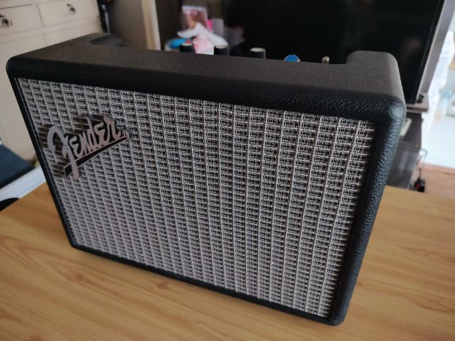 Fender Monterey รูปที่ 2