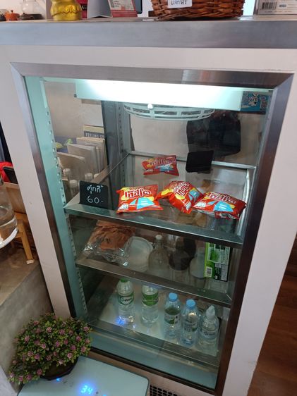 อุปกรณ์ร้านกาแฟ ตู้แช่เค้ก ขนม เบเกอร์รี่