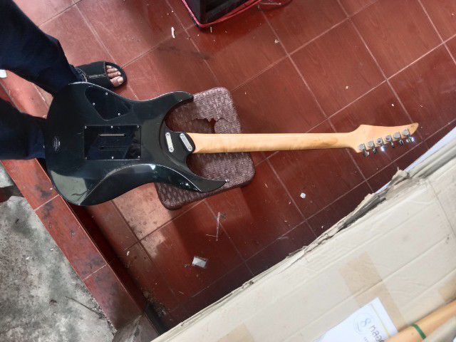 กีต้าร์ไฟฟ้า rgx 421d  รูปที่ 4