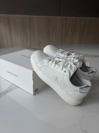 รองเท้าผ้าใบ ขาว หนังสังเคราะห์ UK 5 | EU 38 | US 6.5 อื่นๆ  รองเท้าผ้ทใบ 