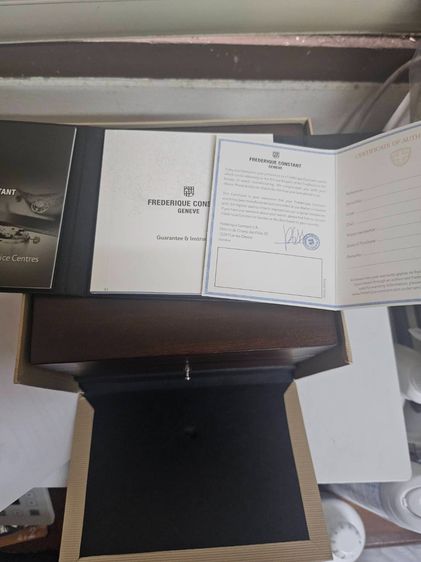 ขายนาฬิกาข้อมือ Frederique Constant Classic Carre Quartz Movement Silver Dial Men's Watches สภาพใช้น้อย รูปที่ 4