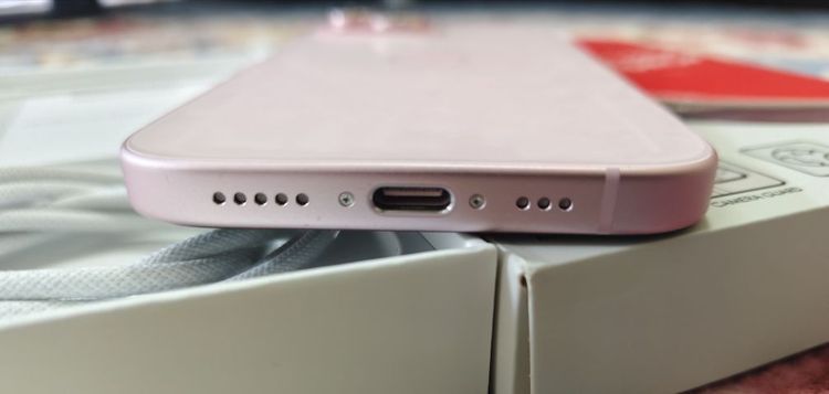 iphone 15 128GB สีชมพู รูปที่ 3
