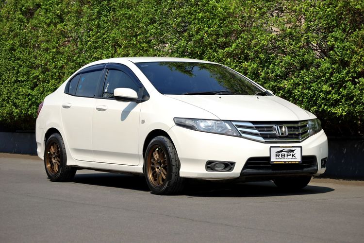 Honda City 2013 1.5 S CNG Sedan เบนซิน ไม่ติดแก๊ส เกียร์อัตโนมัติ ขาว รูปที่ 4