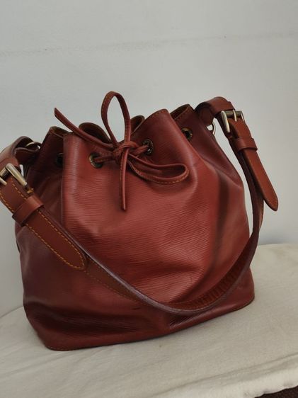 Used LV Noe M หลุยส์วินเทจ สีน้ำตาลแดง รูปที่ 6