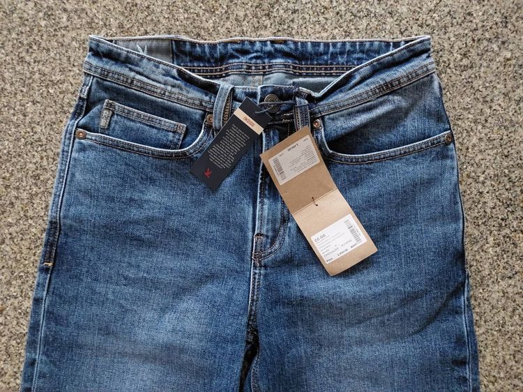 กางเกงยีนส์ CC-OO ไซส์ 30 ทรงสลิม ใหม่ป้ายห้อย รูปที่ 2