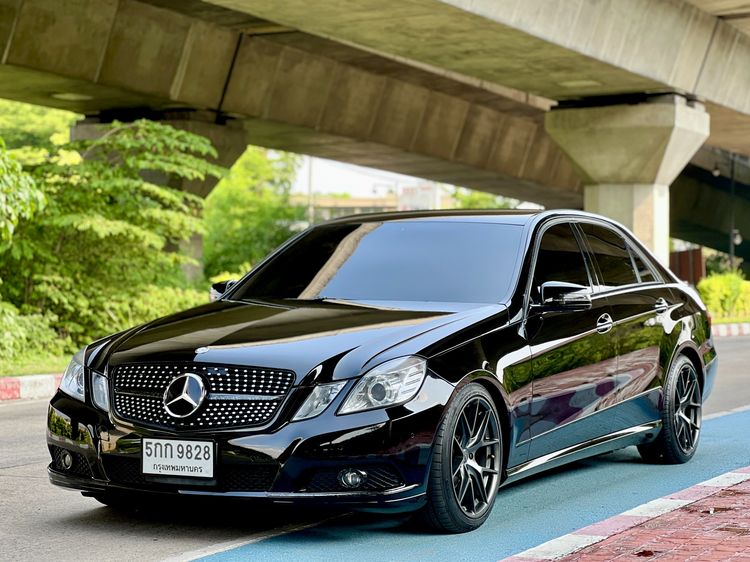 Mercedes-Benz E-Class 2010 E200 CGI Sedan เบนซิน ไม่ติดแก๊ส เกียร์อัตโนมัติ ดำ รูปที่ 2