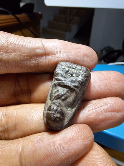 พระผงเนื้อหว่าน หลวงปู่ทวด วัดช้างให้ 2479 พิมพ์พระรอด รูปที่ 5