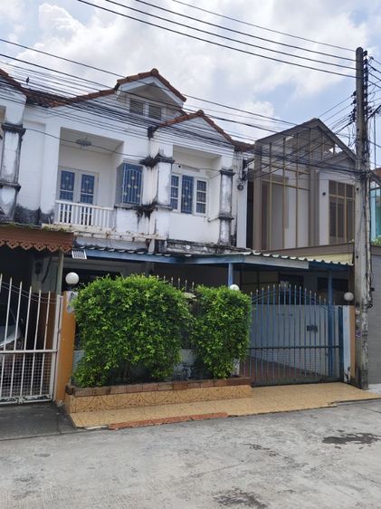 ขายบ้านทาวน์เฮ้าส์ 3 ห้องนอน 2 ห้องน้ำ