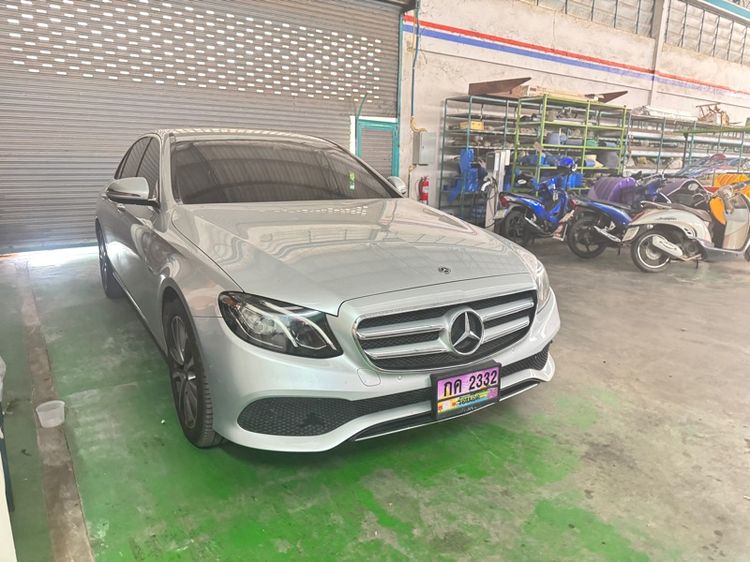 รถ Mercedes-Benz E-Class 2.0 E300e Avantgarde สี บรอนซ์เงิน