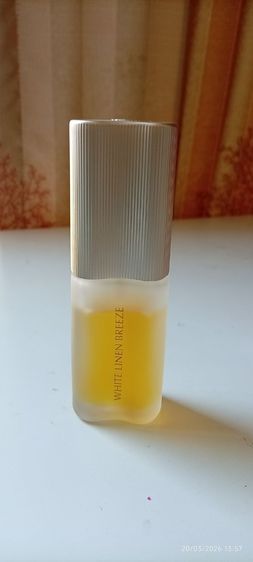 White Linen Breeze perfume Estee Lauder