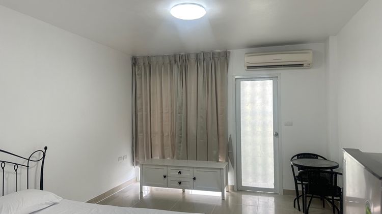 ให้เช่าคอนโดไอเฮ้าส์ rca พระราม9 8000บาท