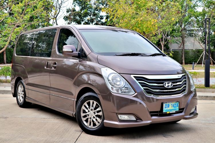Hyundai H-1 2014 2.5 Deluxe Utility-car ดีเซล ไม่ติดแก๊ส เกียร์อัตโนมัติ น้ำตาล รูปที่ 2