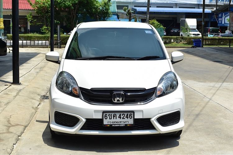 Honda Brio 2016 1.2 V Sedan เบนซิน ไม่ติดแก๊ส เกียร์อัตโนมัติ ขาว รูปที่ 2