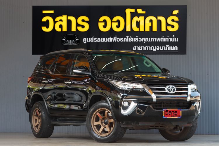 Toyota Fortuner 2016 2.8 V 4WD Utility-car ดีเซล ไม่ติดแก๊ส เกียร์อัตโนมัติ ดำ