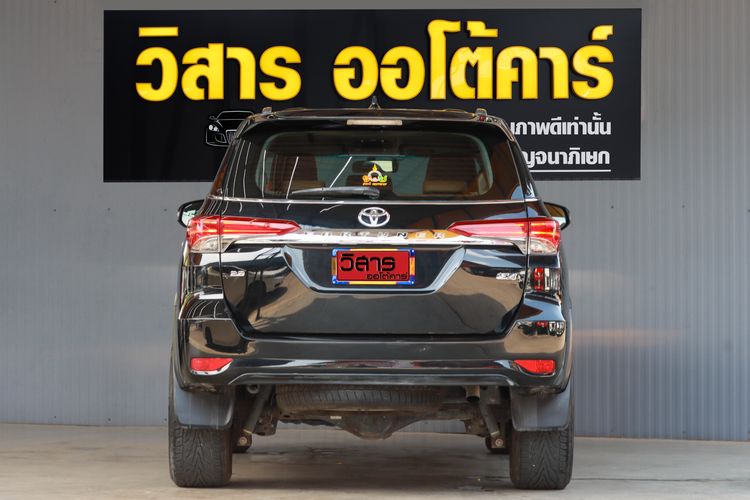 Toyota Fortuner 2016 2.8 V 4WD Utility-car ดีเซล ไม่ติดแก๊ส เกียร์อัตโนมัติ ดำ รูปที่ 3