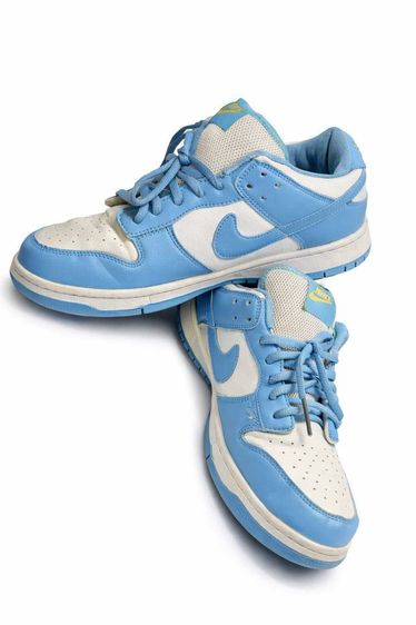 รองเท้า