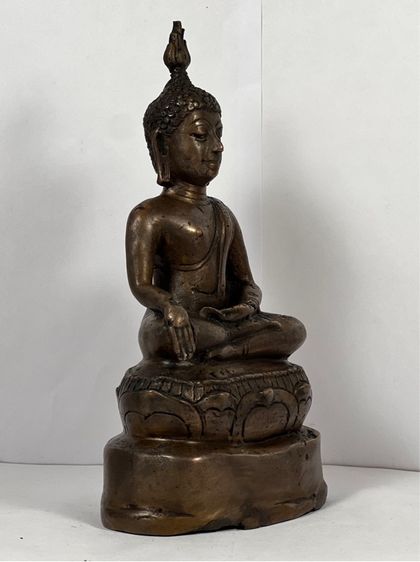 พระบูชาสิงห์สามเชียงแสน หน้าตักกว้าง 2.5 นิ้ว สูง 6.5 นิ้ว รูปที่ 3