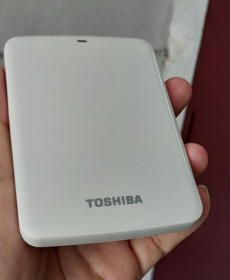 ขาย Toshiba Canvio Basics 1TB สีขาว มือสอง สภาพภายนอก 95 เปอร์เซ็นต์ สภาพการทำงานปรกติ