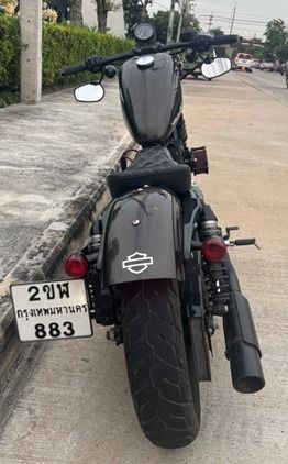 ขายเอง HD Iron 883 ปี 2019 จด 2021 สีดำ กุญแจ Keyless ทะเบียน 883 ตรงรุ่น  รูปที่ 2