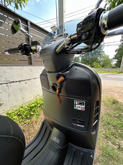 เวสป้า Vespa SEI GIORNI II Edition 300 HPE ปี 2020 รูปที่ 6