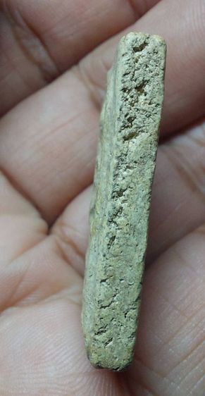 พระสมเด็จ พิมพ์ฐานแซม 
เนื้อแกร่งหนึกนุ่ม แห้งเก่า เนื้อจัด  รูปที่ 5