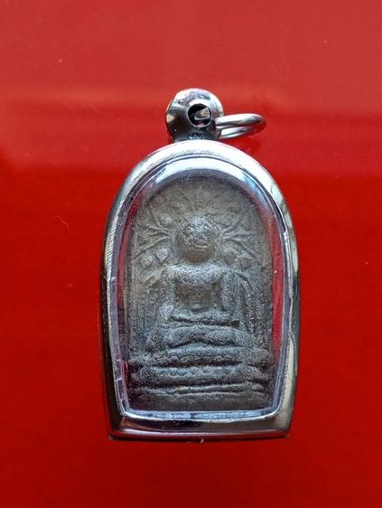 พระเนื้อดินพระคงกรุ ลำพูน