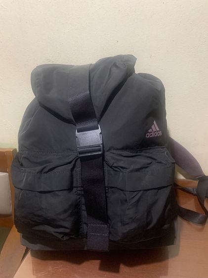 adidas รูปที่ 2