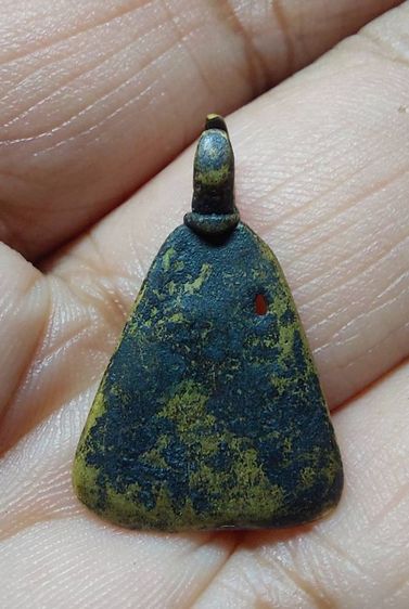 เหรียญจอบเล็ก หลวงพ่อเงินบางคลาน แห้งเก่า เนื้อจัด  รูปที่ 5