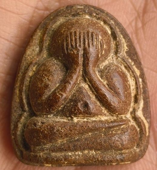 พระปิดตาเก่า รูปที่ 3