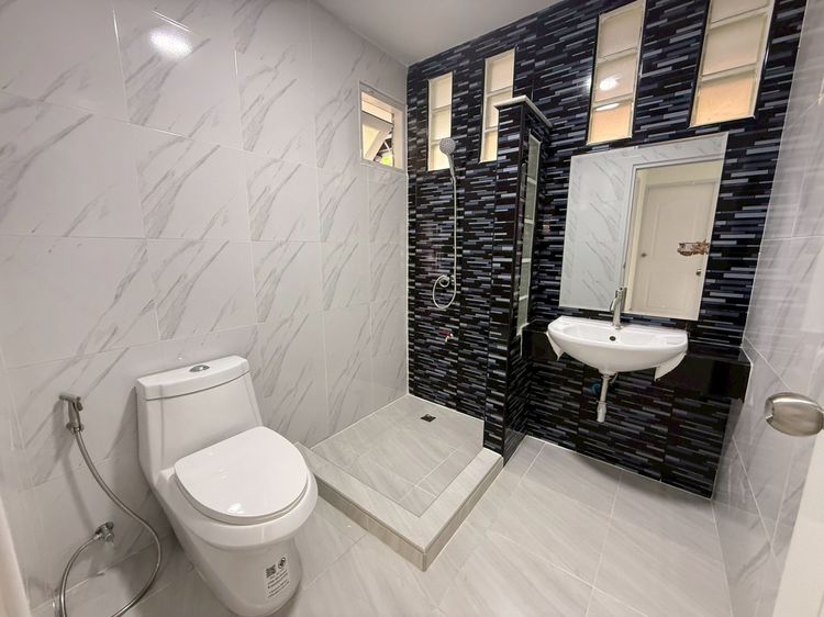 อื่นๆ มีบางส่วน บ้านเดี่ยววรางกุล ลำลูกกา คลอง 3 ถนนเมนต้นโครงการ ใกล้รถไฟฟ้าคูคต ใกล้วฟิวเจอร์รังสิต รูปที่ 4