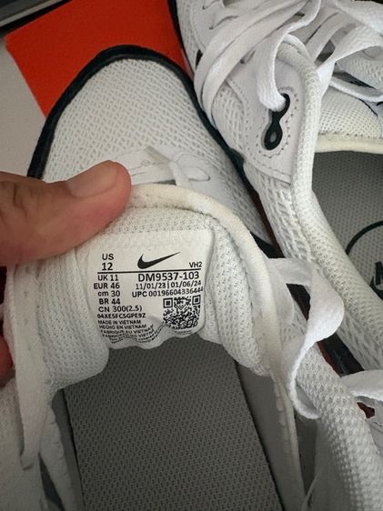 ร้องเท้าผ้าใบ รูปที่ 3