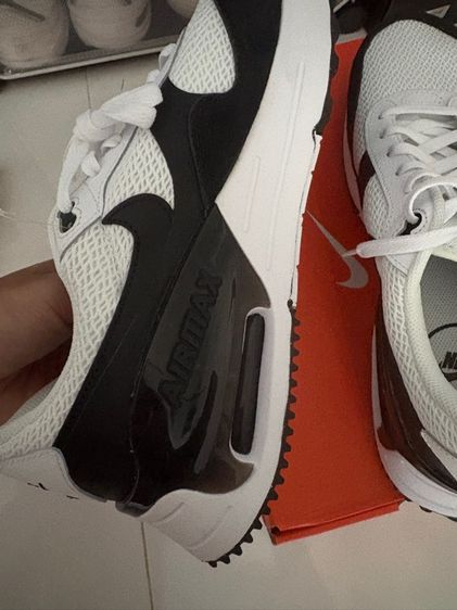 ร้องเท้าผ้าใบ รูปที่ 2