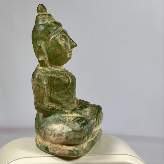 พระแก้วกรุฮอด เนื้อหินจุยเจียสีเขียว หน้าตัก 1 นิ้ว รูปที่ 3