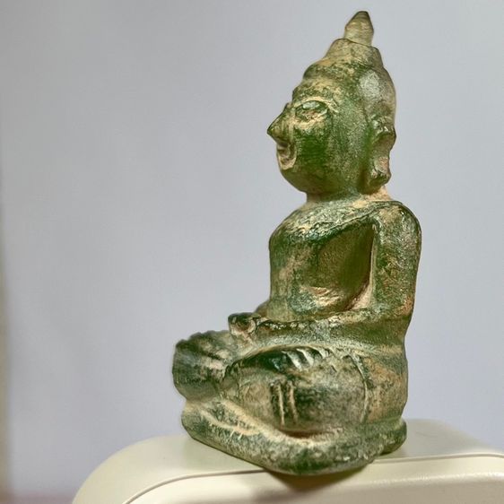 พระแก้วกรุฮอด เนื้อหินจุยเจียสีเขียว หน้าตัก 1 นิ้ว รูปที่ 4