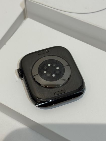 Apple Watch Series 11 ไทเทเนียมGPS Cellular 46mm Slate Titanium with Black Sport Band  ML  รูปที่ 5