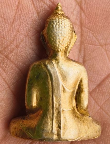 พระหล่อเนื้อชิน รูปที่ 8