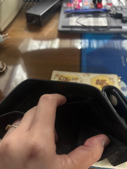 กระเป๋าสตางค์ kate spade ของแท้ ใบเล็ก รูปที่ 4