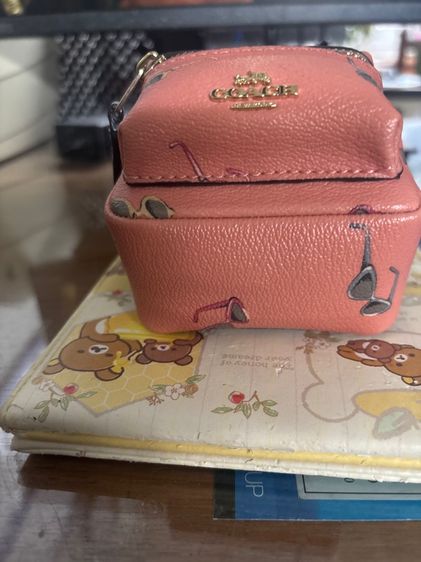 กระเป๋าพวงกุญแจ coach แท้สอง สภาพใหม่เอี่ยม  รูปที่ 3