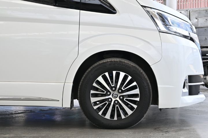 Toyota Majesty 2020 2.8 Premium Van ดีเซล ขาว รูปที่ 3