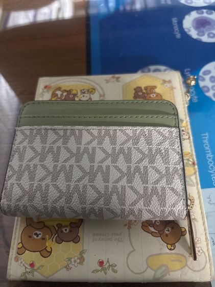 กระเป๋าสตางค์ MK ของแท้มือสอง สภาพดีมาก รูปที่ 2