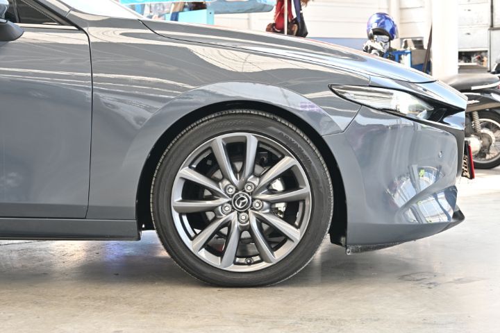 Mazda Mazda3 2021 2.0 SP Sports เบนซิน เกียร์อัตโนมัติ เทา รูปที่ 3