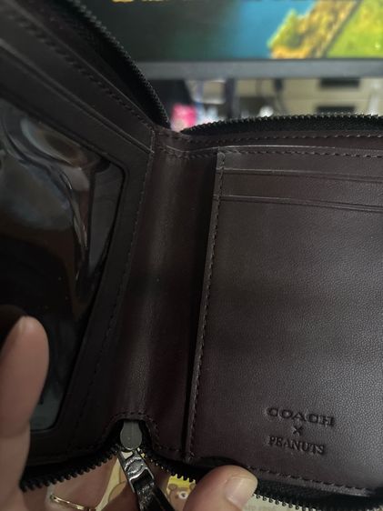 กระเป๋าสตางค์ coach แท้ มือสอง สภาพดีมาก รูปที่ 4