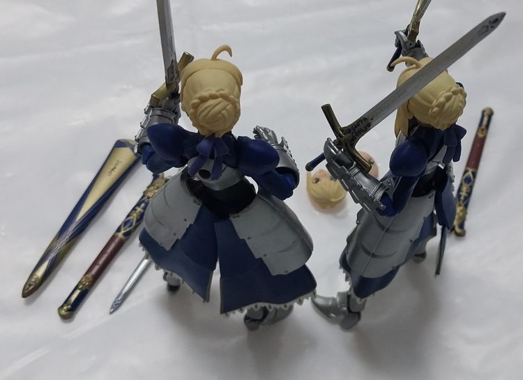 ขาย Figma 003 Saber ฝาแฝด มีทุกอย่างเหลืออยู่เท่าๆกัน ตามสภาพอย่างน่าเหลือเชื่อ ราคา 2 ตัว 500 บาทถูกๆครับ รูปที่ 5