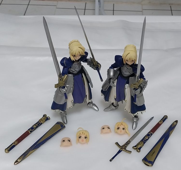 ขาย Figma 003 Saber ฝาแฝด มีทุกอย่างเหลืออยู่เท่าๆกัน ตามสภาพอย่างน่าเหลือเชื่อ ราคา 2 ตัว 500 บาทถูกๆครับ รูปที่ 2