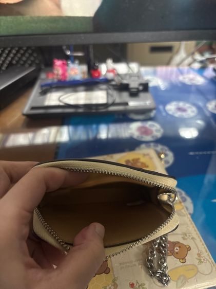 กระเป๋าใส่บัตรใส่เงินได้ coach แท้มือสอง สภาพ100สีเหลืองอ่อน รูปที่ 5